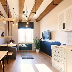 be-happy-apartment.hotelslviv.net/